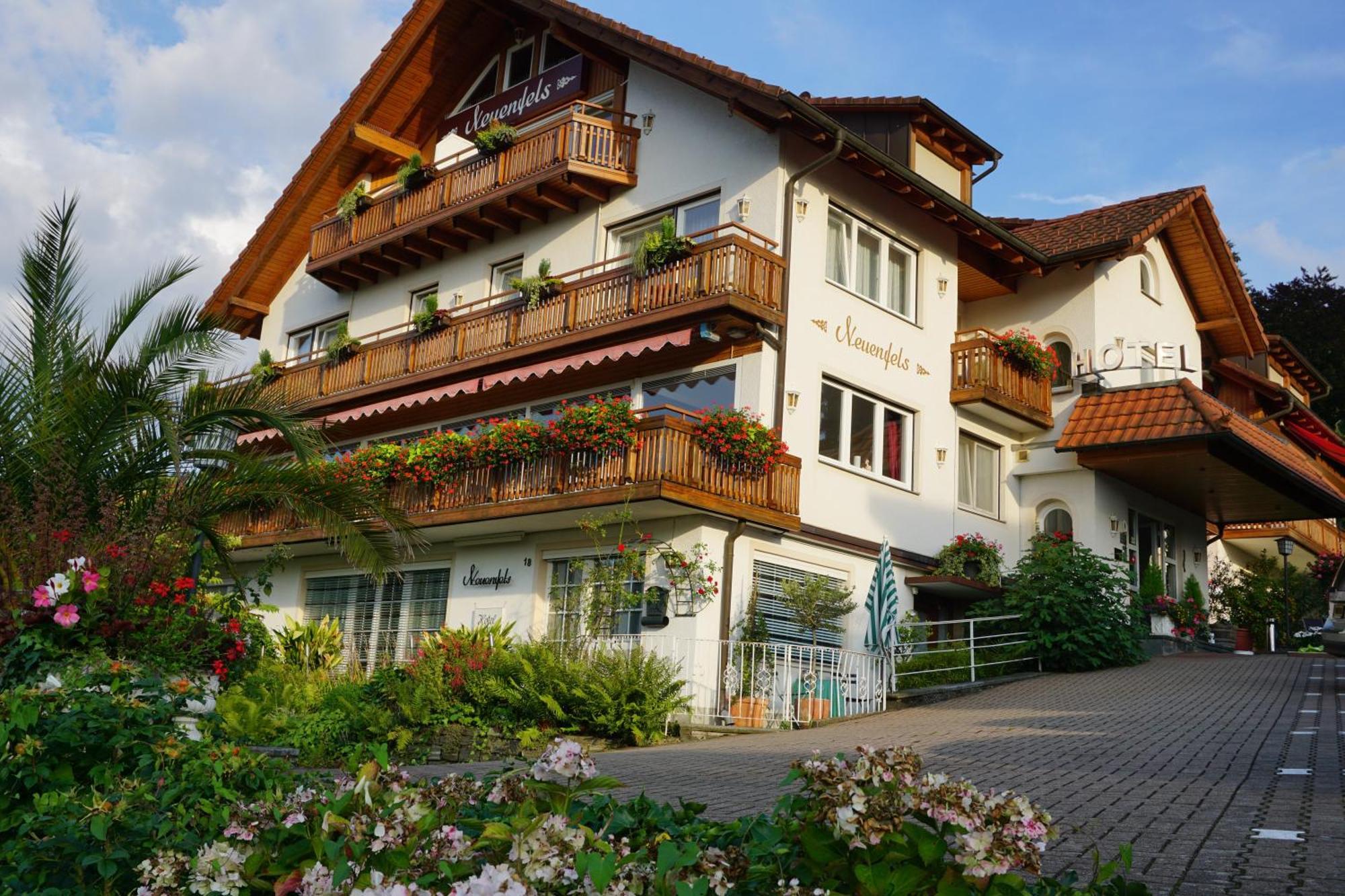 Hotel Neuenfels Баденвайлер Экстерьер фото