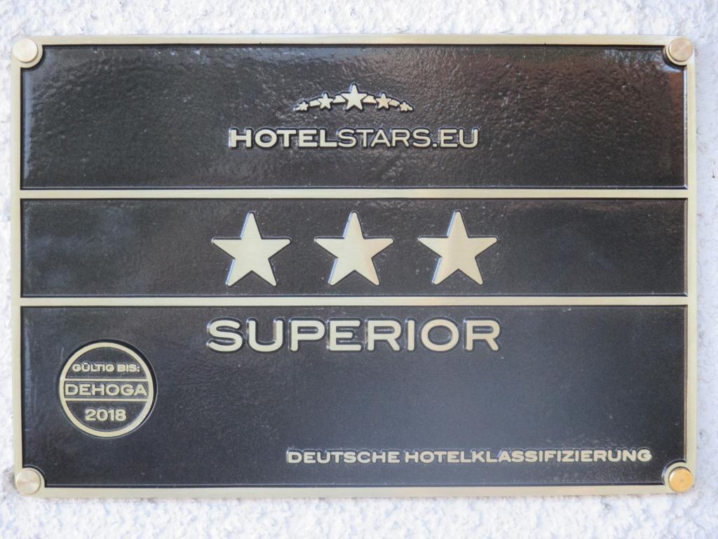 Hotel Neuenfels Баденвайлер Экстерьер фото