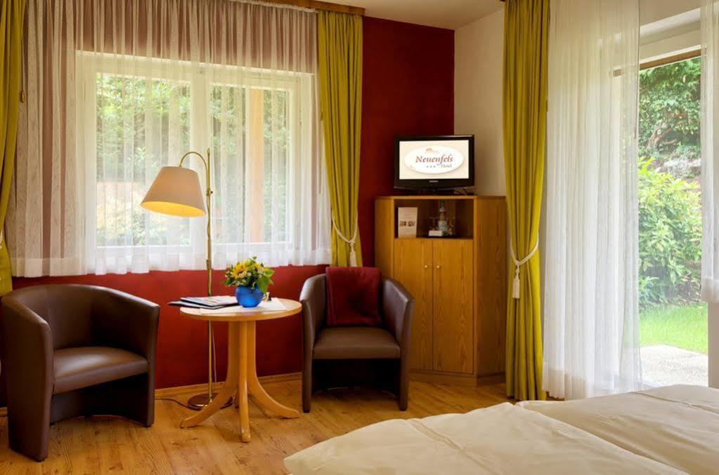 Hotel Neuenfels Баденвайлер Экстерьер фото